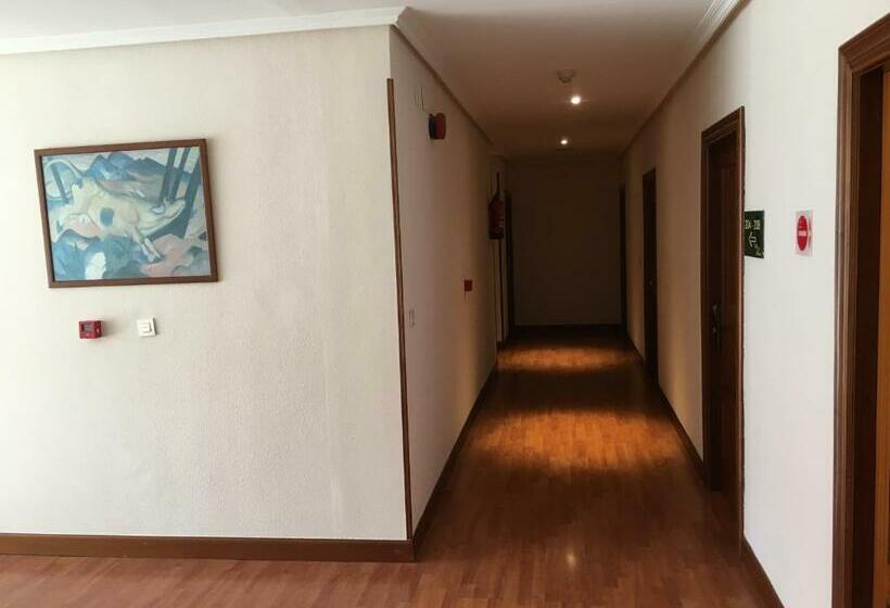 Hotel Valle De Ayala