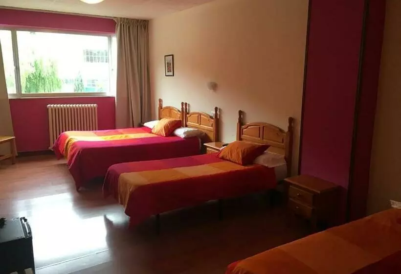 Hotelli Valle De Ayala