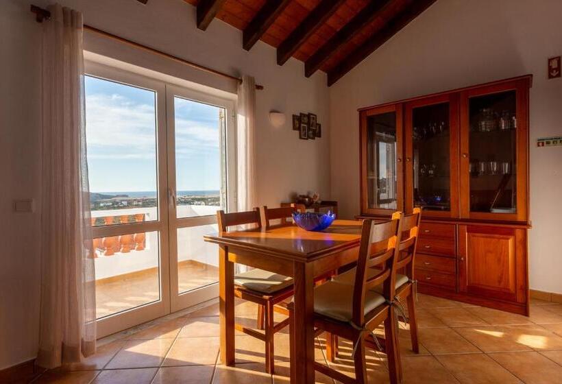 بنسيون Casa Ardomar