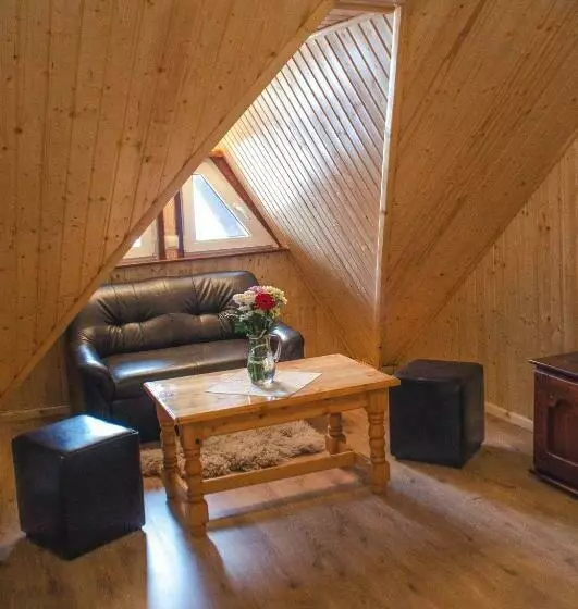 Pensiunea Poienita Ursului