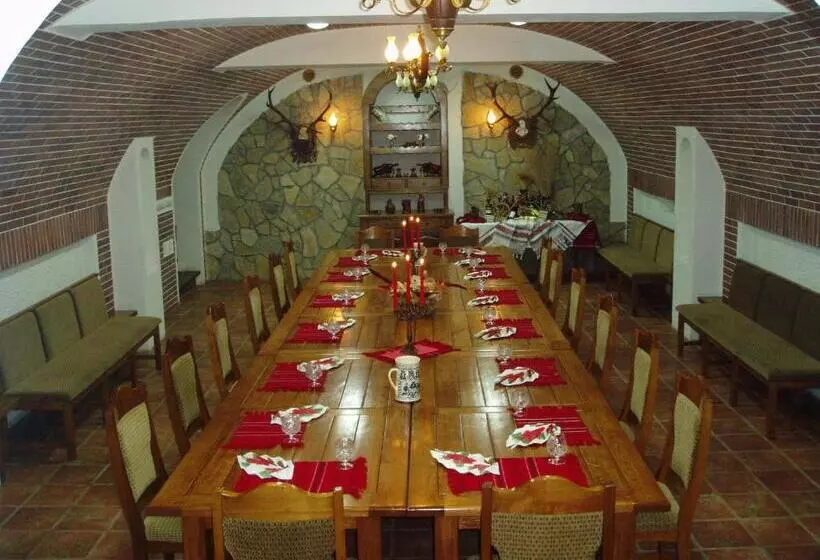استراحتگاه Complex Turistic Bucovina