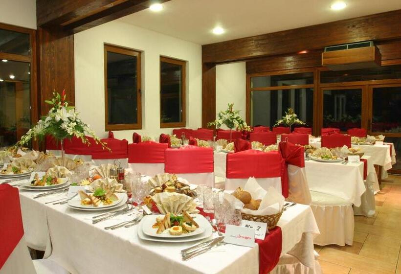 استراحتگاه Complex Turistic Bucovina