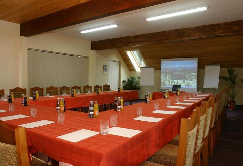 استراحتگاه Complex Turistic Bucovina