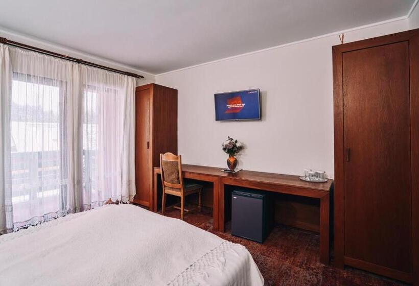 استراحتگاه Complex Turistic Bucovina