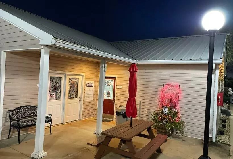 モーテル Cornerstone Lodge Of Foley