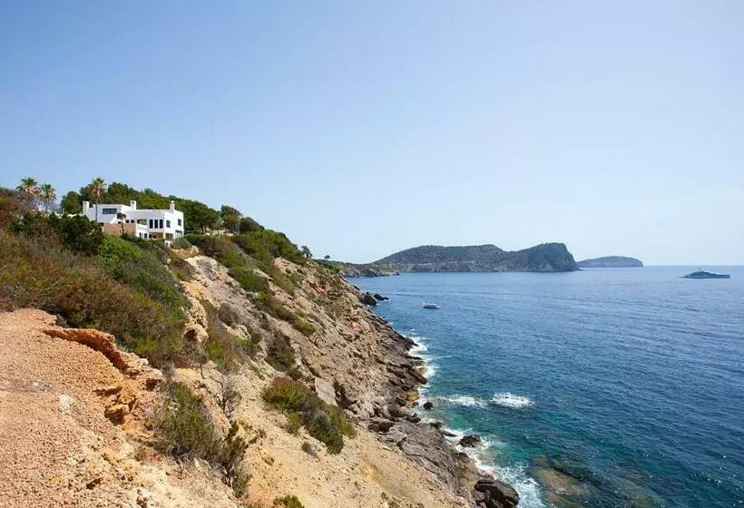 Lomakeskus Apartamentos Club Cala Azul