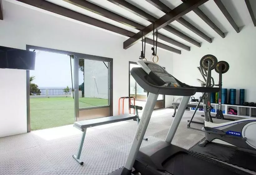 Lomakeskus Apartamentos Club Cala Azul