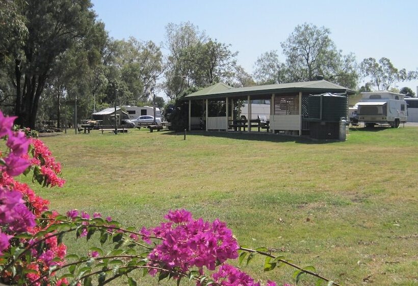 Отель Dalby Tourist Park