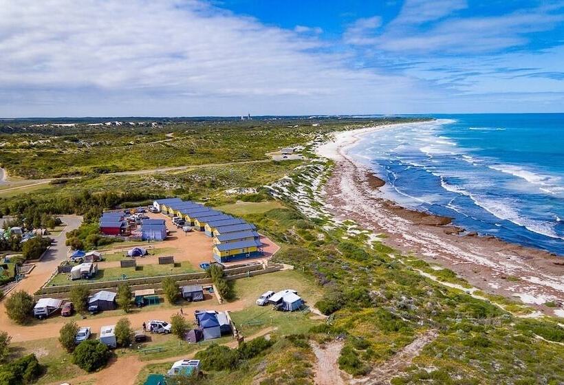 Отель Dongara Tourist Park