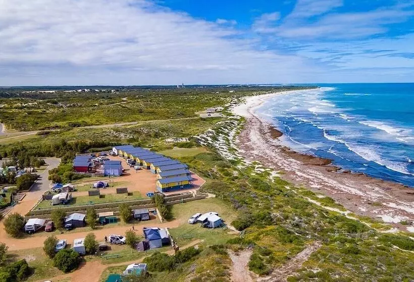 Hotelli Dongara Tourist Park