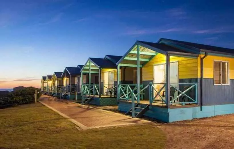 Hotelli Dongara Tourist Park