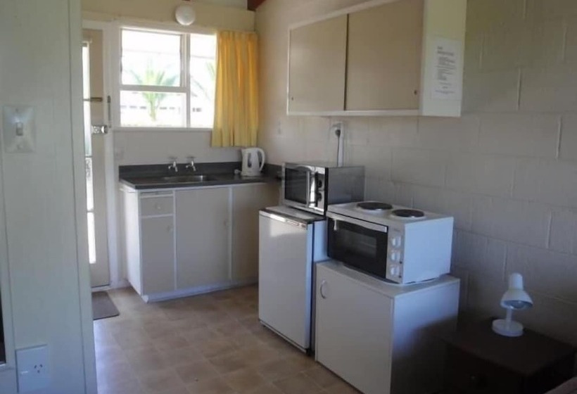 Mountain View Motel, Levin