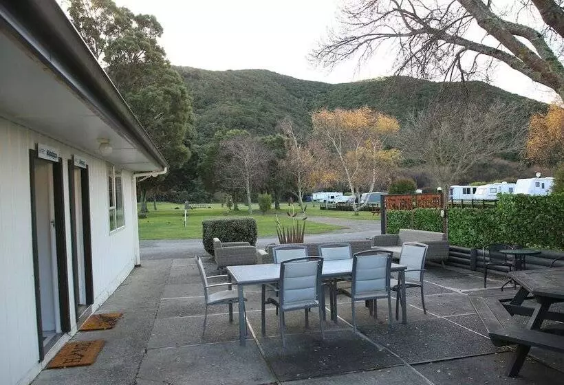 Lomakeskus Parklands Marina Holiday Park