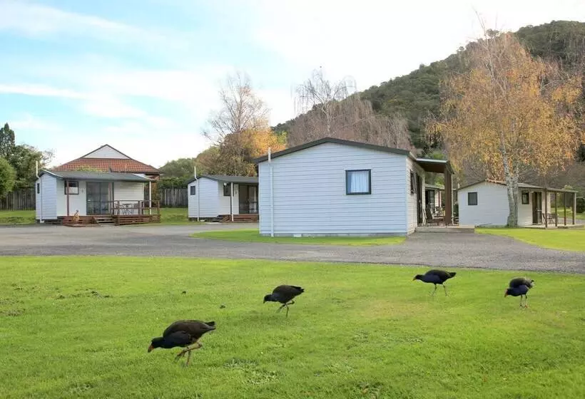 Lomakeskus Parklands Marina Holiday Park