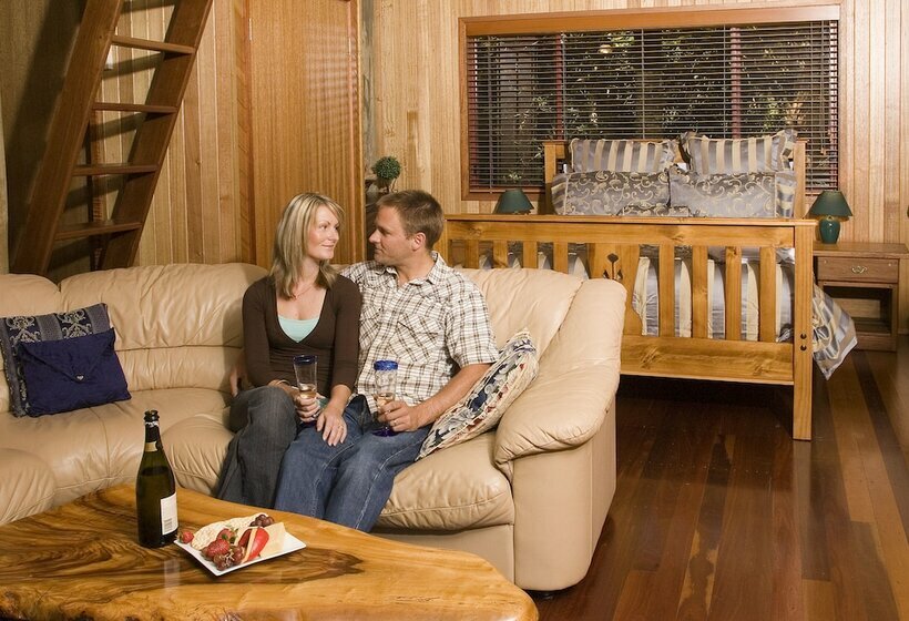 Springbrook Lyrebird Retreat