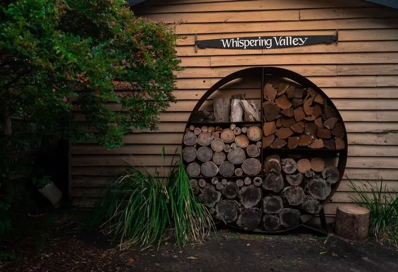 Whispering Valley Cottage Retreat