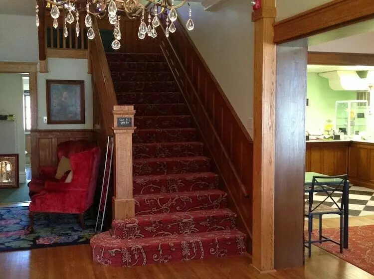 Hostelli Thistledown At Seger House