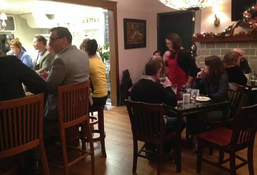 Hostelli Thistledown At Seger House