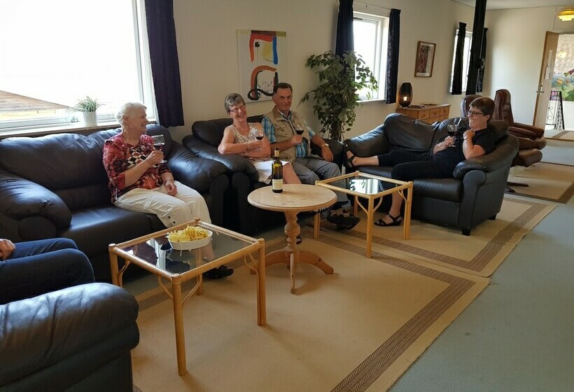 בית מלון כפרי E4