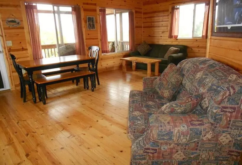 ホテル Neshonoc Lakeside Camping Resort