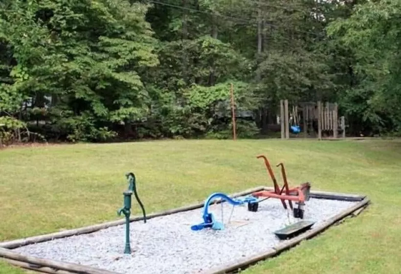 Hotelli Pa Dutch Country Rv Resort   Caravan Park