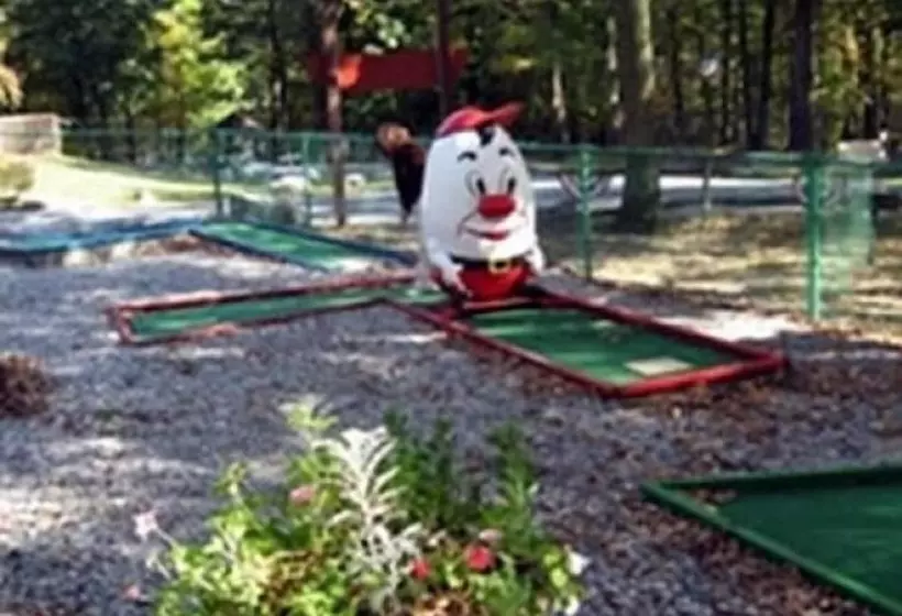 Hotelli Pa Dutch Country Rv Resort   Caravan Park