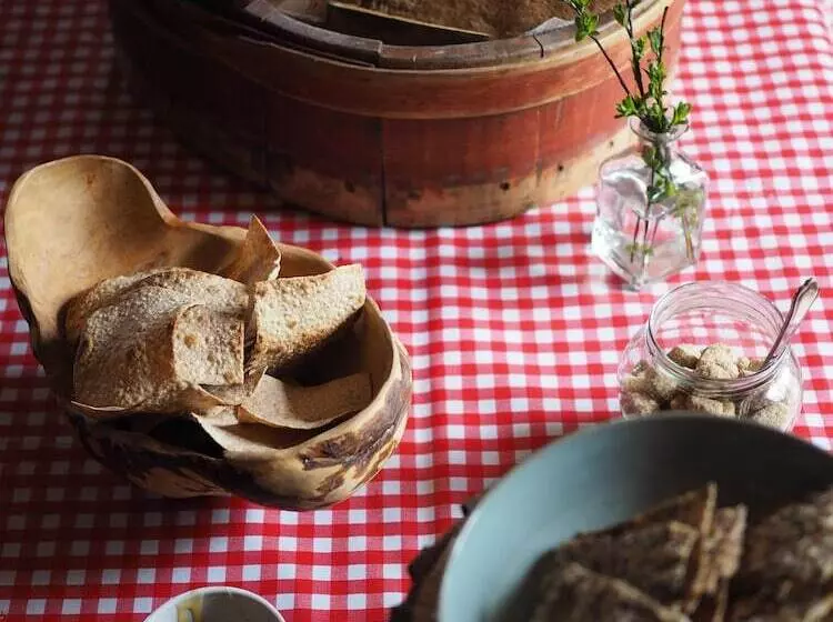 Søstrene Storaas Hotell