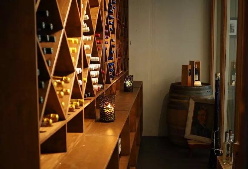 Søstrene Storaas Hotell