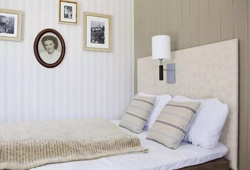 Søstrene Storaas Hotell