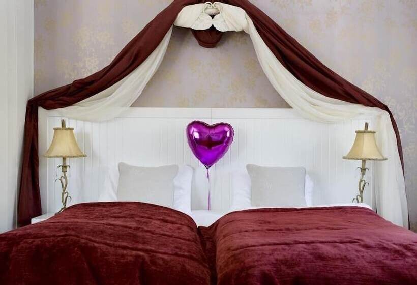 Søstrene Storaas Hotell