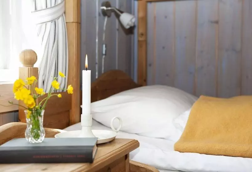 Søstrene Storaas Hotell