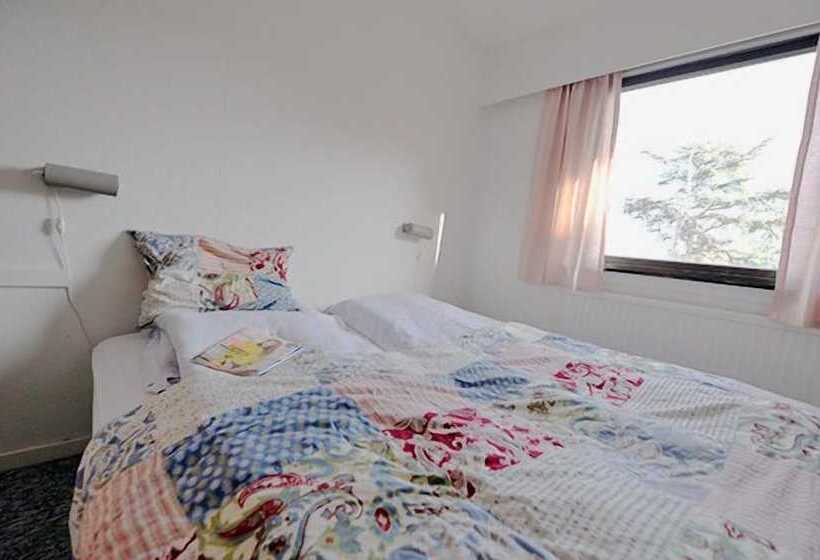 مبيت وإفطار Hos Engholm