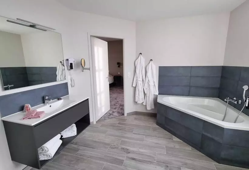 هتل Belle Normandy