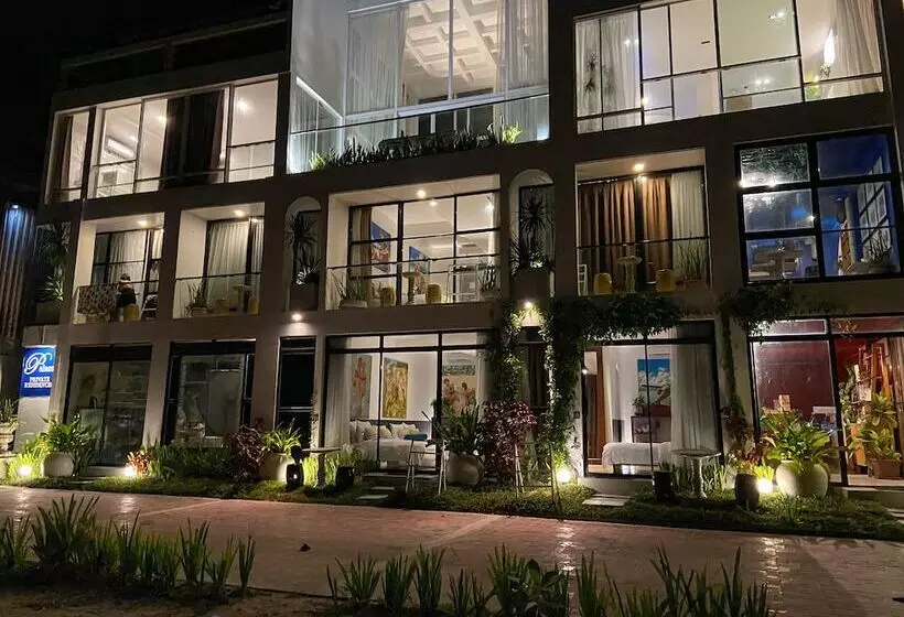 ホテル Palassa Private Residences