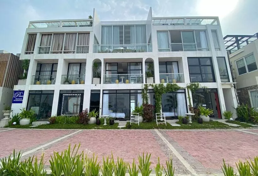 ホテル Palassa Private Residences