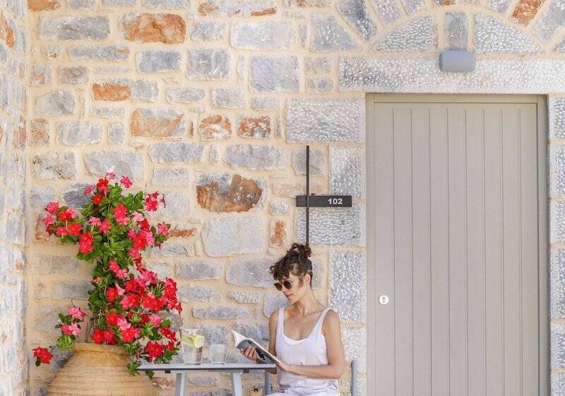 فندق Salvia Areopolis All Suite