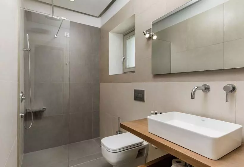 Hotelli Salvia Areopolis All Suite