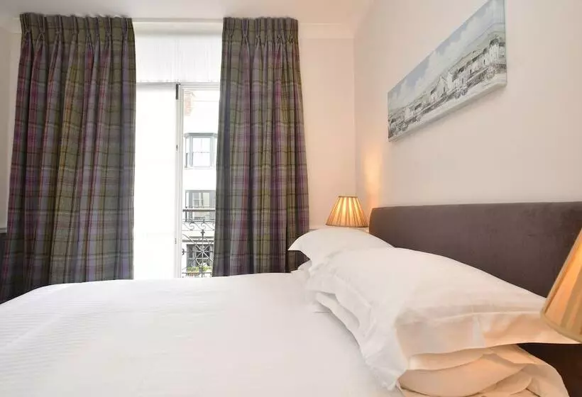 Hostelli Tenby House