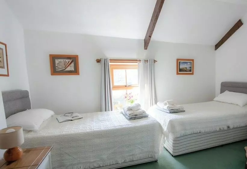 Rose Cottage  Great Lunnon Farm