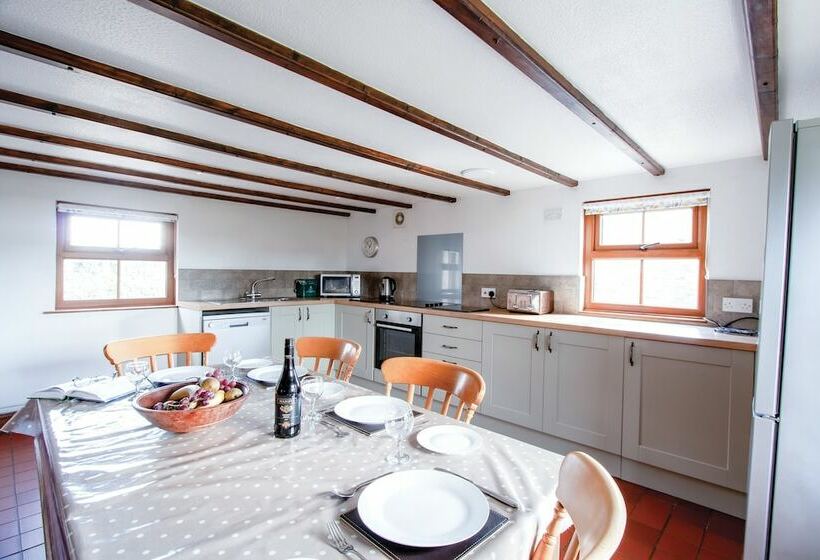 Rose Cottage  Great Lunnon Farm