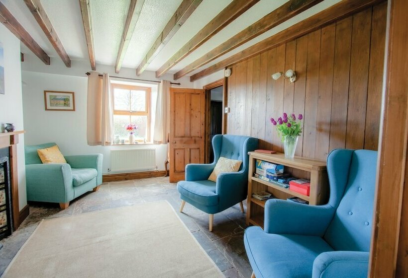 Rose Cottage  Great Lunnon Farm