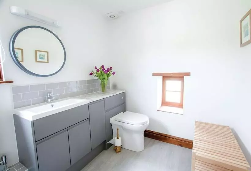 Rose Cottage  Great Lunnon Farm
