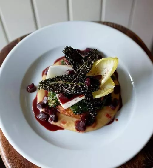 Hotelli The Bell & Crown