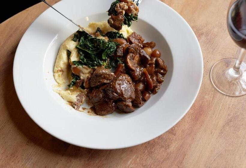 酒店 The Bell & Crown