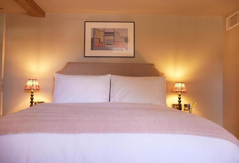 酒店 The Bell & Crown