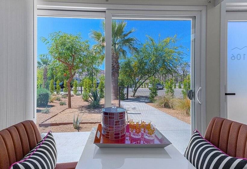 ホテル The Paloma Resort