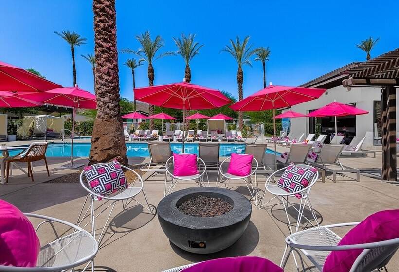 ホテル The Paloma Resort