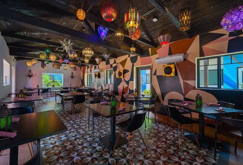 Hotelli The Paloma Resort