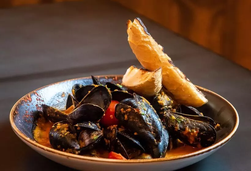 Hotelli The Paloma Resort