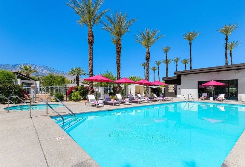 ホテル The Paloma Resort